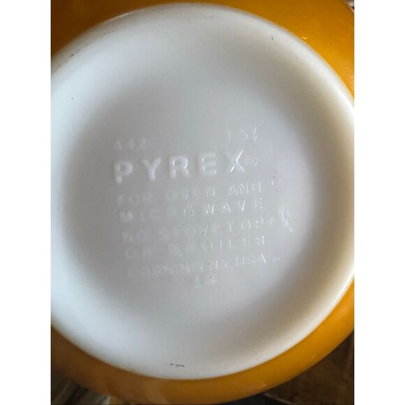 Pyrex butterfly gold side handles mixing bowl 442 kitchen vintage decor 1.5 lit - Picture 6 of 6